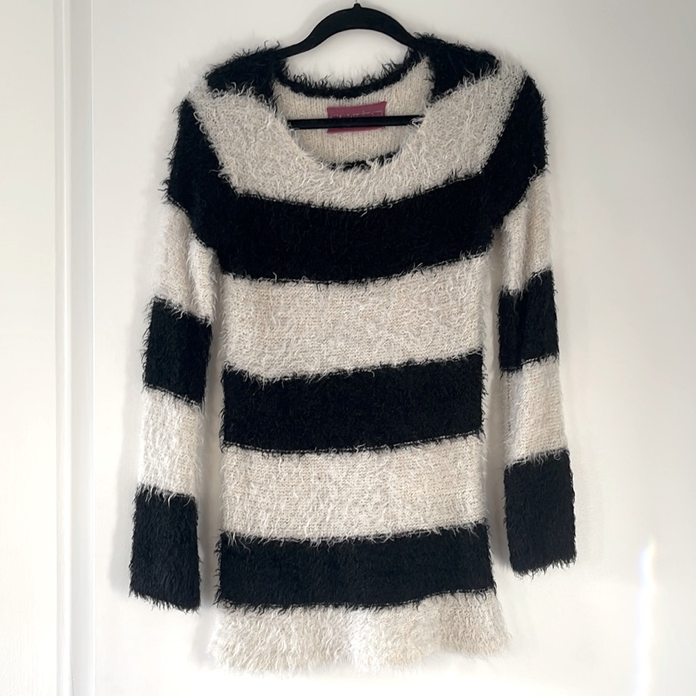 Custo Barcelona ultra soft knit sweater size 1